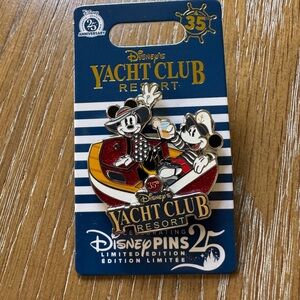 Mickey Minnie Mouse Yacht Club 35th Anniversary Disney LE Pin